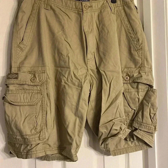 Lee cargo shorts, bundle, 2 pairs, both 36,both tan - Picture 6 of 11